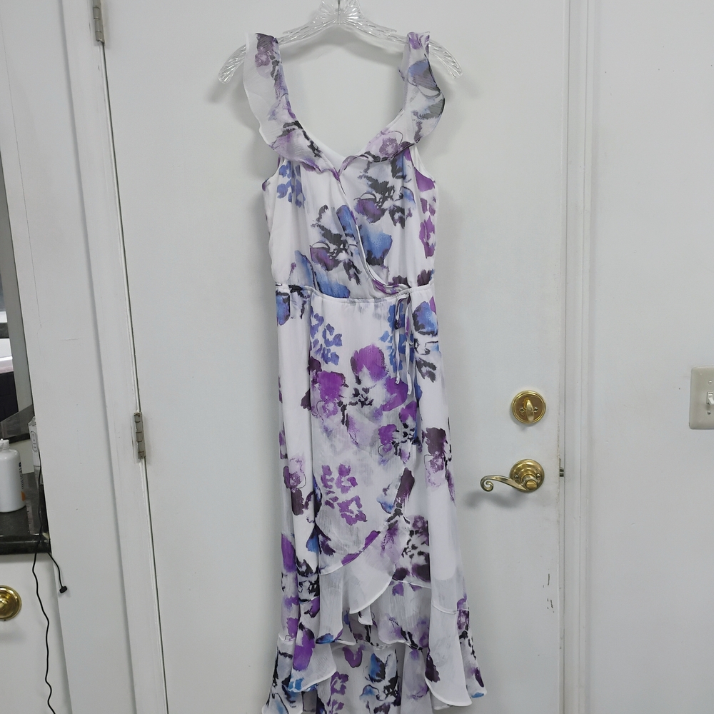 Ricki's Size 6 White Floral Ruffled High-Low Maxi Dress